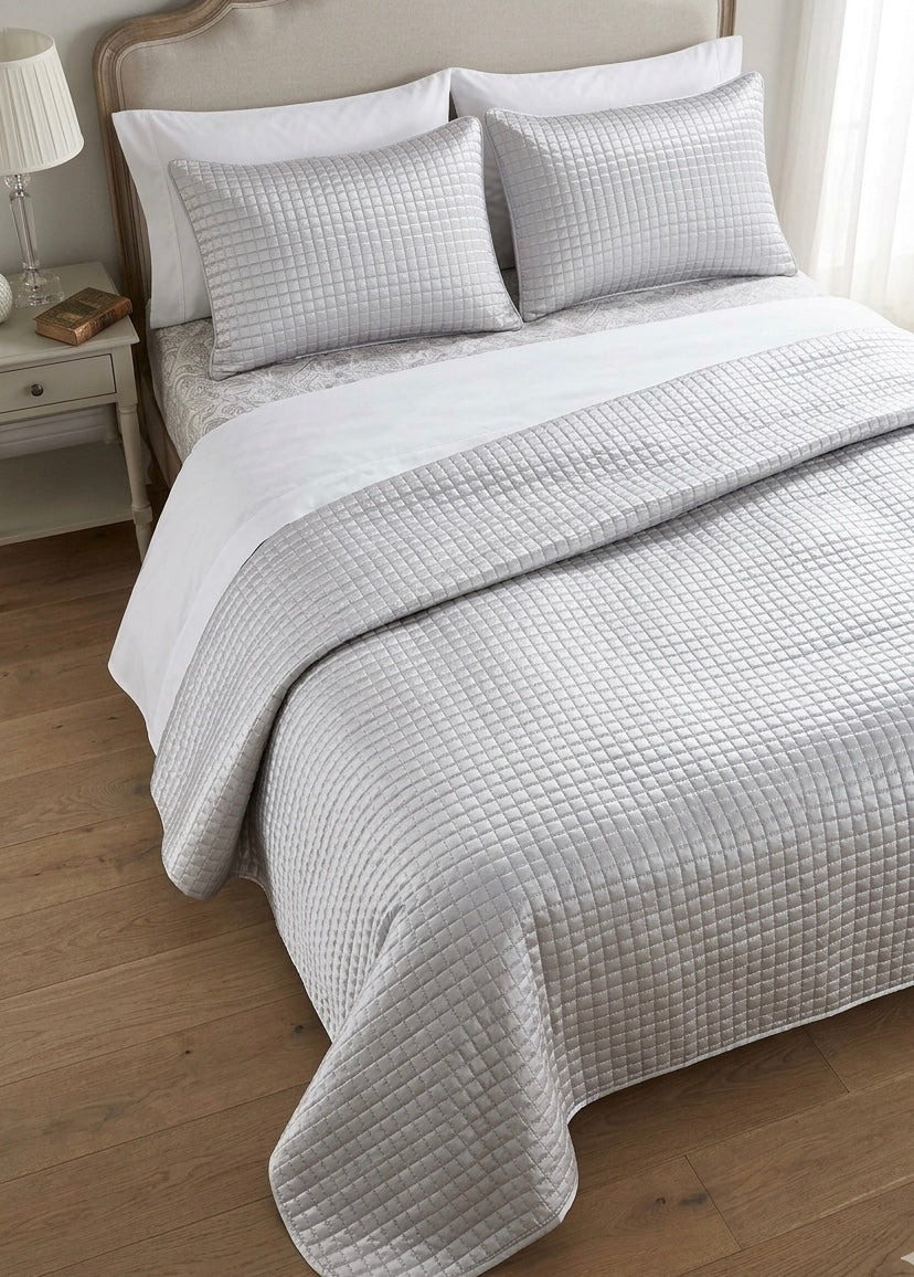 Trapuntino matrimoniale saten Riviera Bohemia